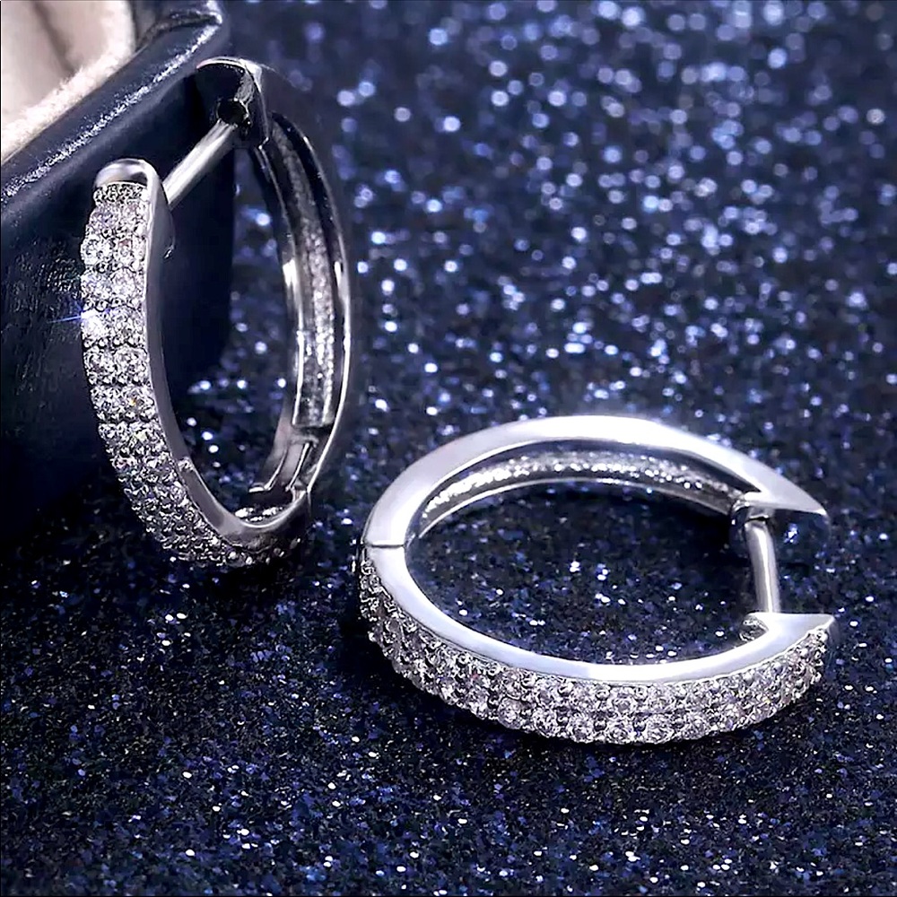 💙Simple Stylish Small Round Hoop Earrings - Picture 3 of 3